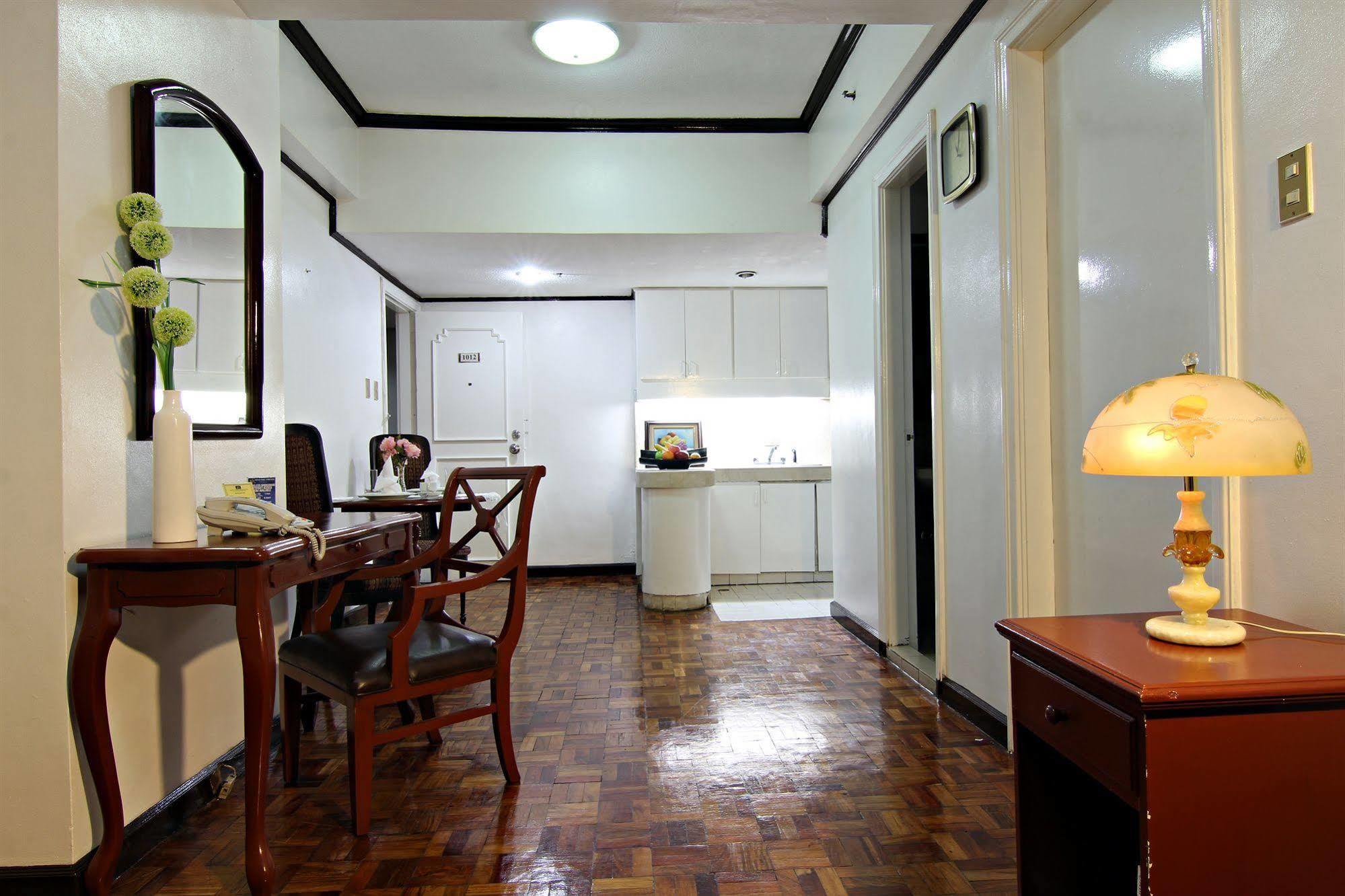 Mpt Suites Manille Extérieur photo